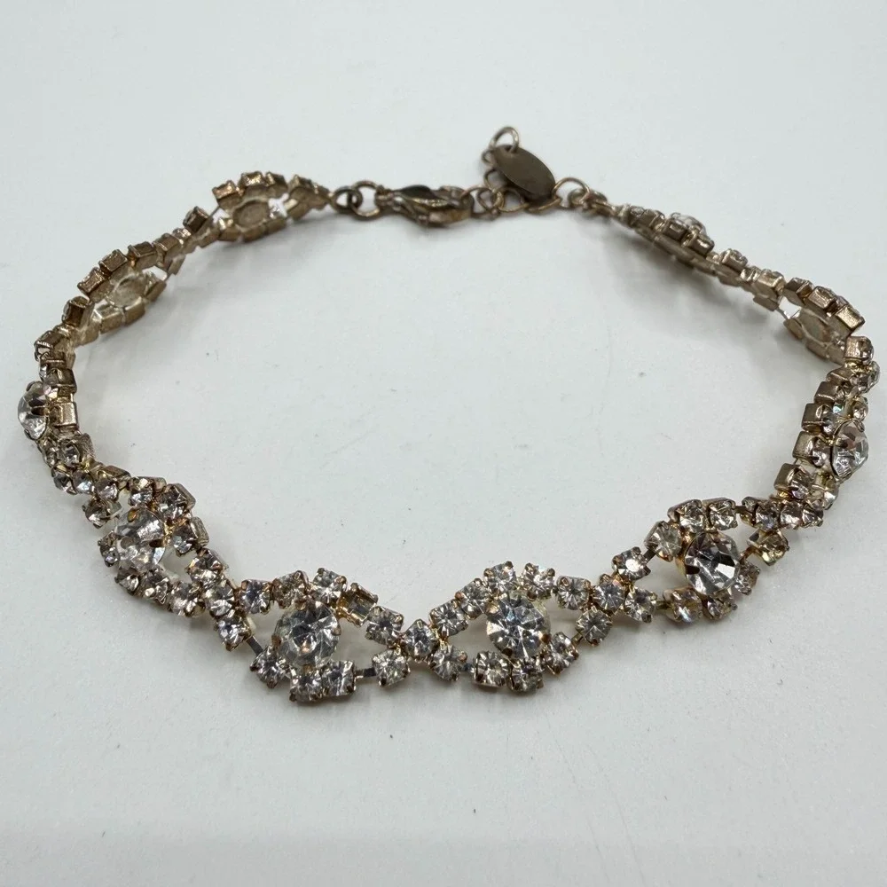 N/A sparkling clear